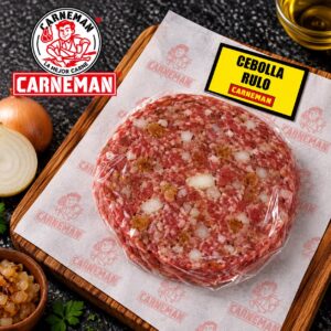 Una hamburguesa burguer con cebolla y rulo de cabra envasada al vacío